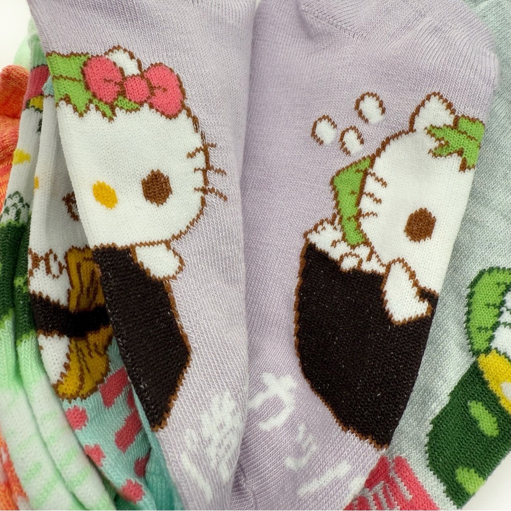Hello Kitty Womens No Show Socks Sanrio Cartoon Sushi Pastel Cute Gift 5 Pairs - Picture 6 of 8
